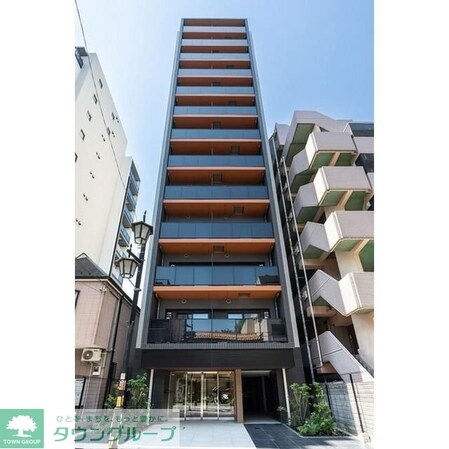 コンフォリア・リヴ北新宿の物件外観写真